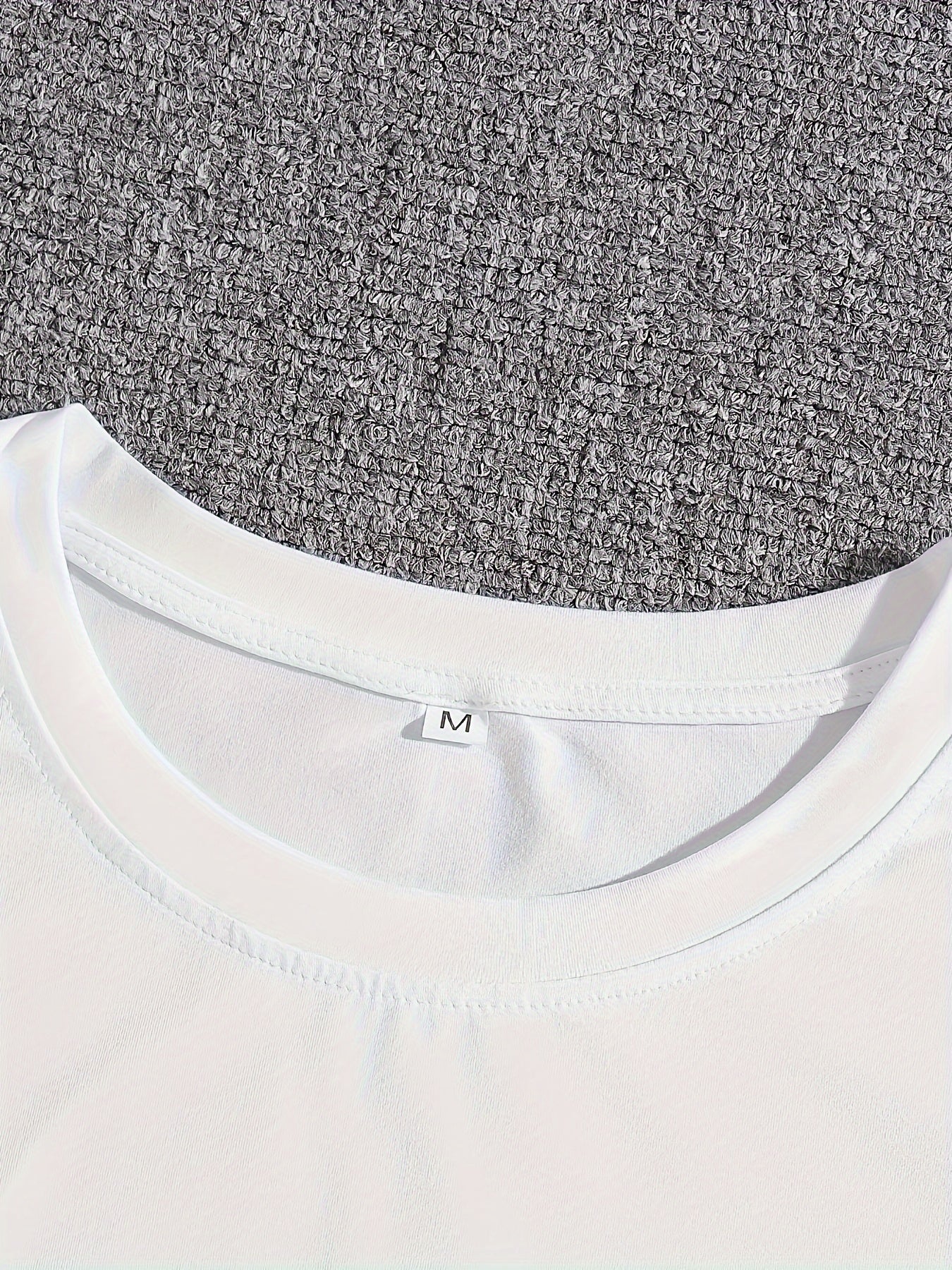 Едноцветна тениска Regular Fit
